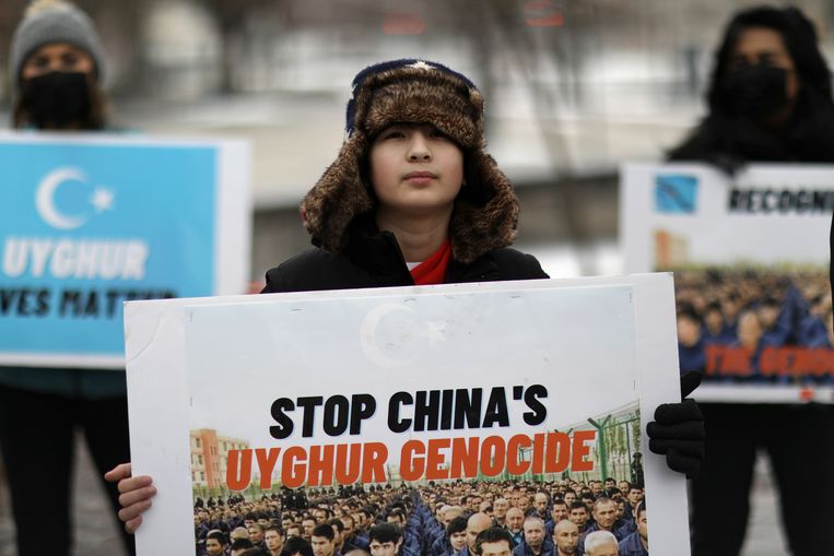 After the United States, Canada now brands Uyghurs' Chinese treatment as genocide