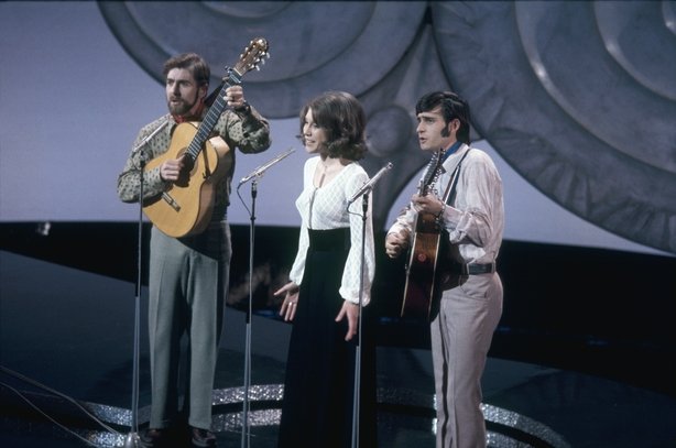 Peter, Sue and Mark represent Switzerland in the Eurovision Song Contest (1971) 4261_059