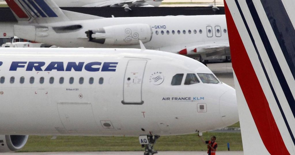 Russians reject Air France KLM planes after they stopped flying over Belarus |  The interior