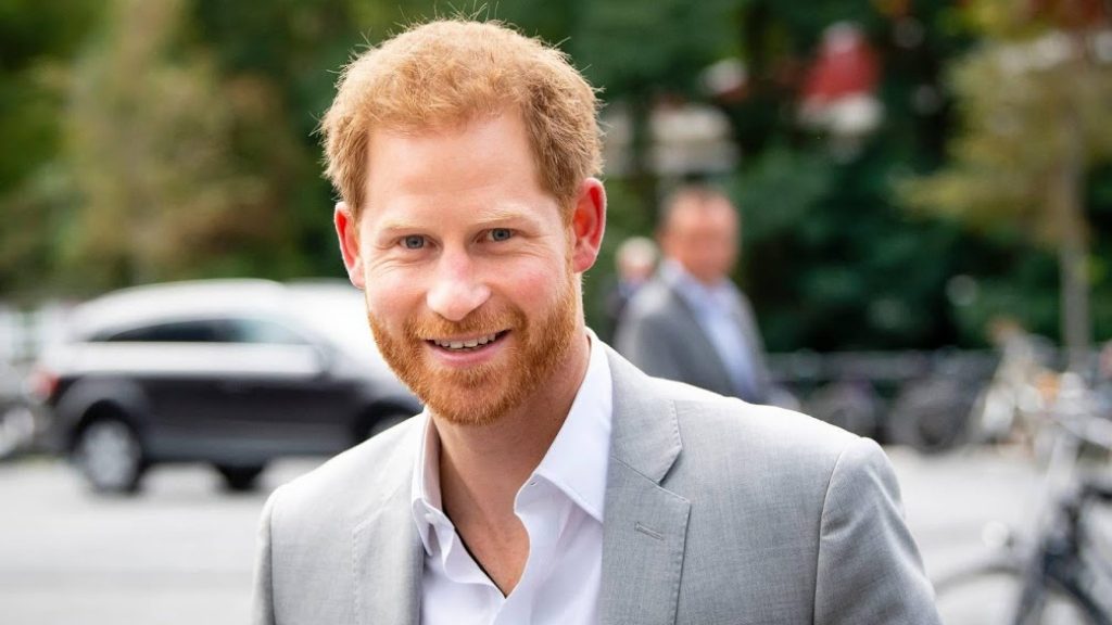 Prince Harry soon returned to the UK without Meghan, sleeping with his favorite niece