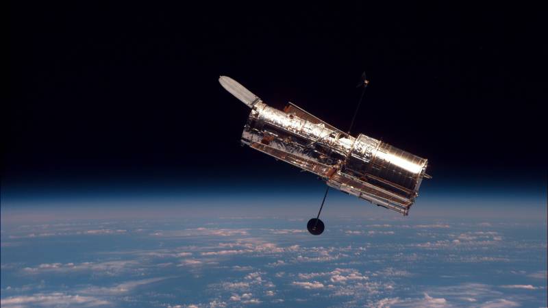 Hubble telescope computer problems |  NOS