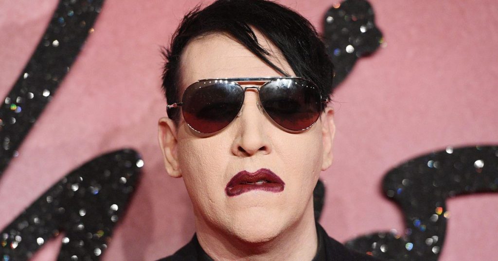 Marilyn Manson surrenders to police over spitting incident |  gossip