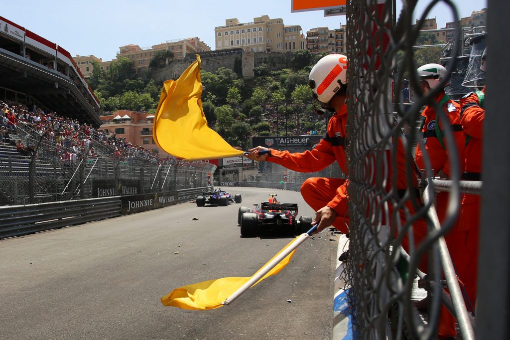 F1 removes folder drivers by default with a double yellow flag