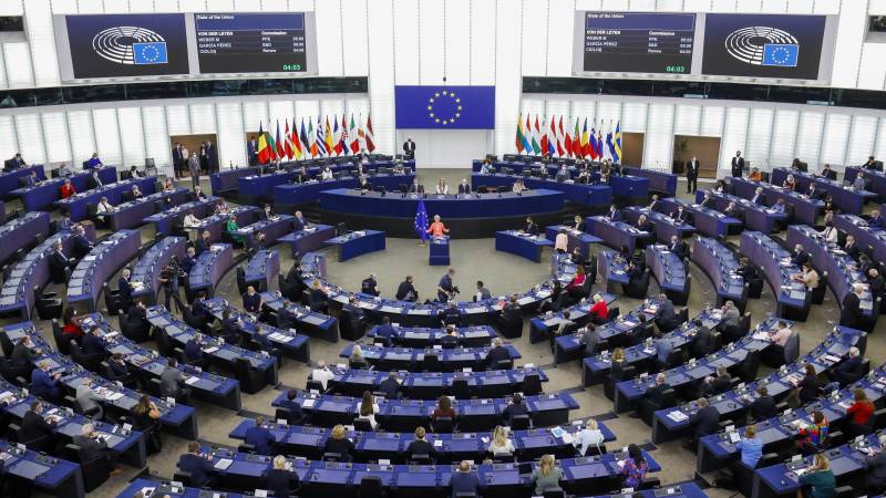 The European Parliament wants to force the Commission to take action against Poland
