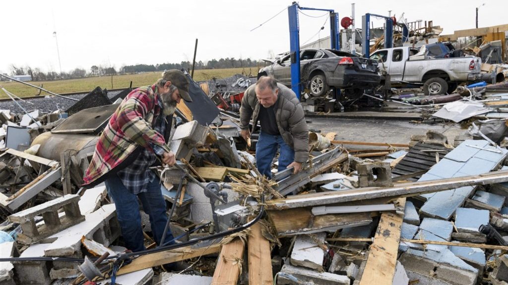 At least 70 dead after tornadoes in central US