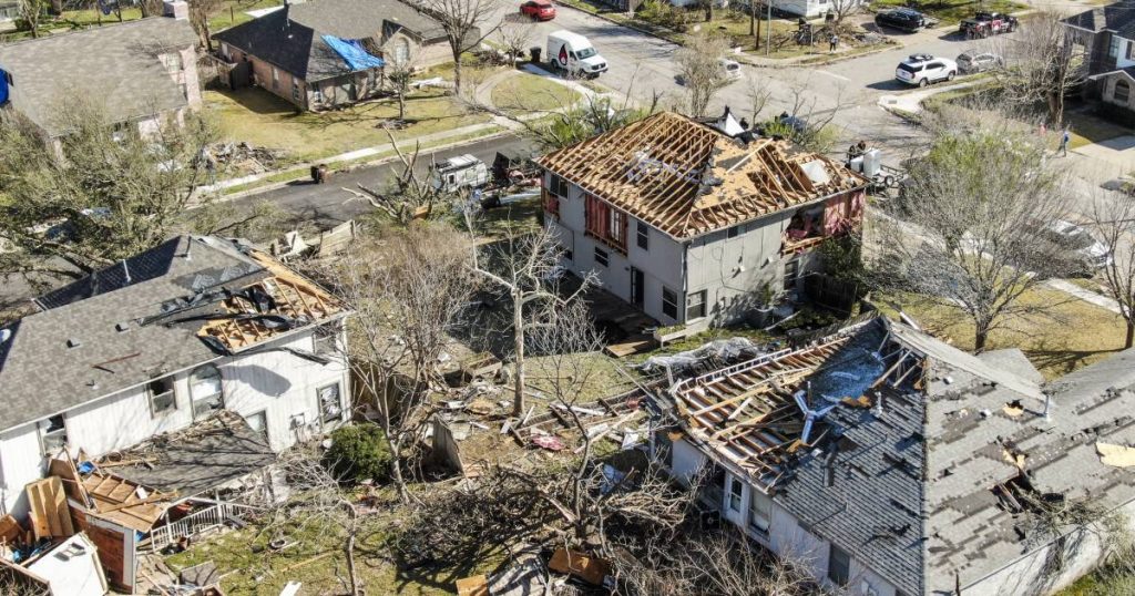 Twenty tornadoes leave trail of devastation across Texas |  Abroad