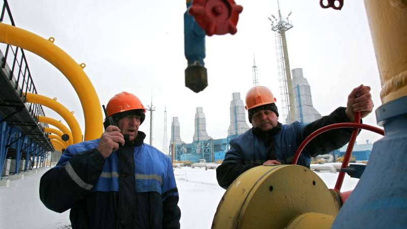 Gazprom shuts off the gas tap for Bulgaria • 140 million for the education of Ukrainian children