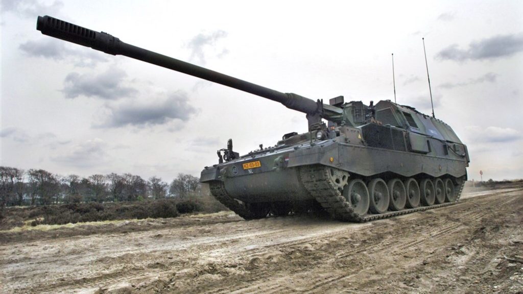 'Providing Ukraine with armored howitzers could harm our armed forces'