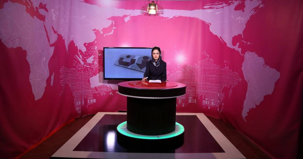 Afghan broadcasters ignore Taliban order to cover faces on TV |  abroad