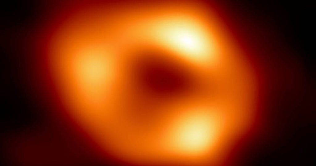 The discovery of the growing and all-consuming black hole |  Sciences