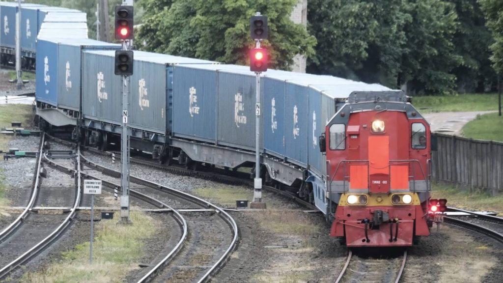 Goods on the sanctions list are allowed to travel by rail to Russia's Kaliningrad region