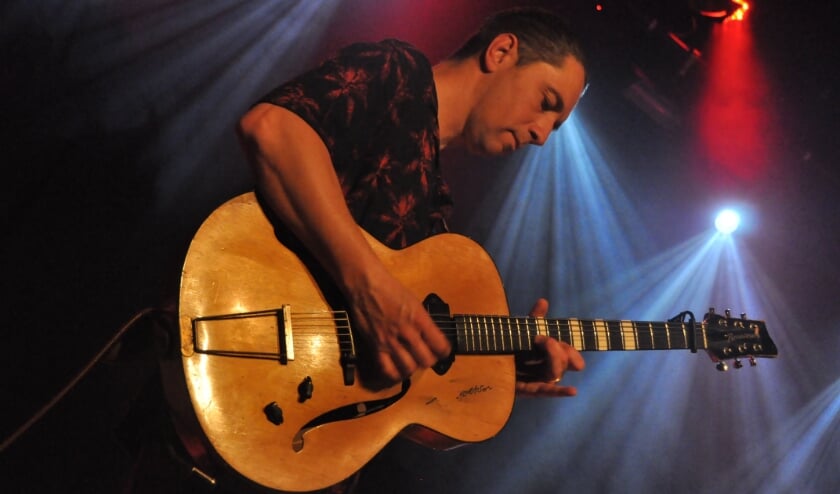 British guitarist Chris Corcoran performs at Gelderland Fabric