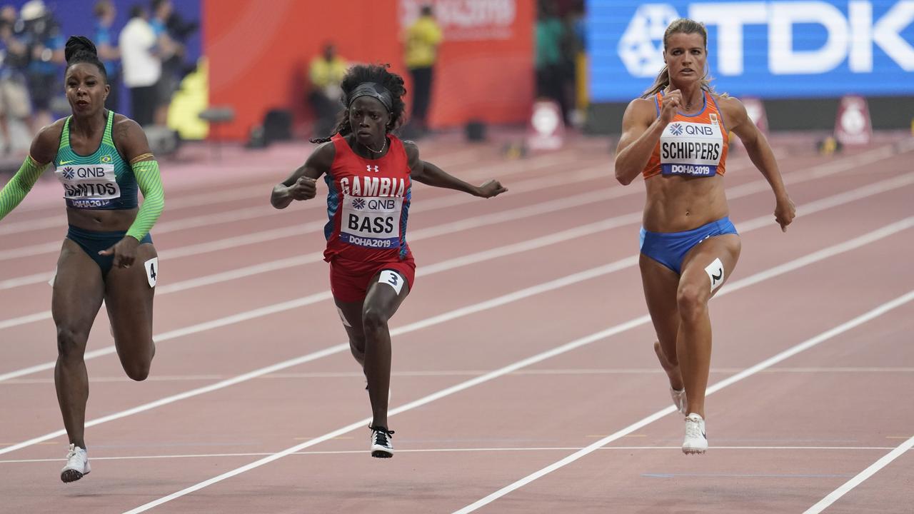 During the 2019 World Championships in Doha, Daphne Schippers had to withdraw from the 200m due to a back injury.