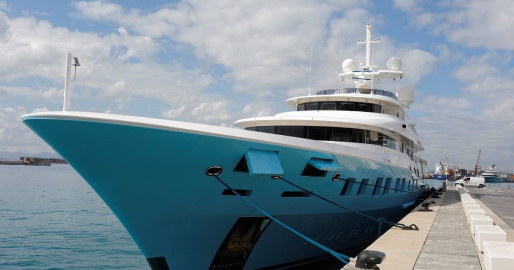 Gibraltar is the first to auction off the confiscated Russian luxury yacht, the proceeds of which do not reach Ukraine |  Instagram