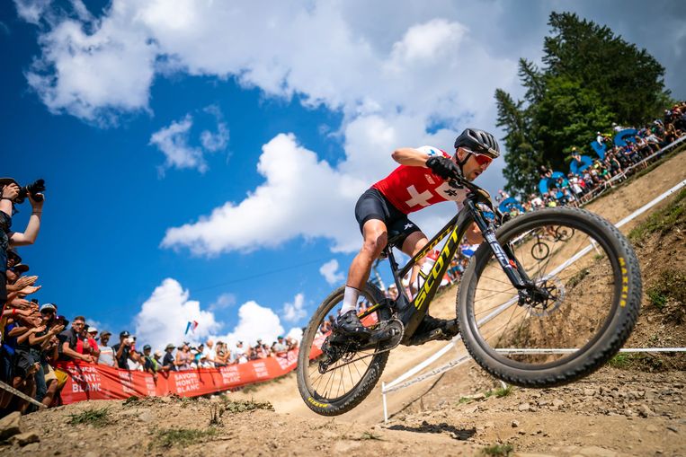 Tenth world title Nino Schurter partly distracts from Matthias Flückiger's doping case