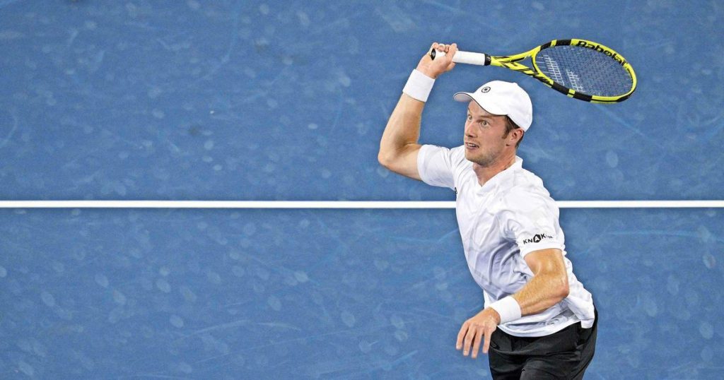 Van de Zandschulp collides with Medvedev, Hartono in Bouchard's return |  Tennis