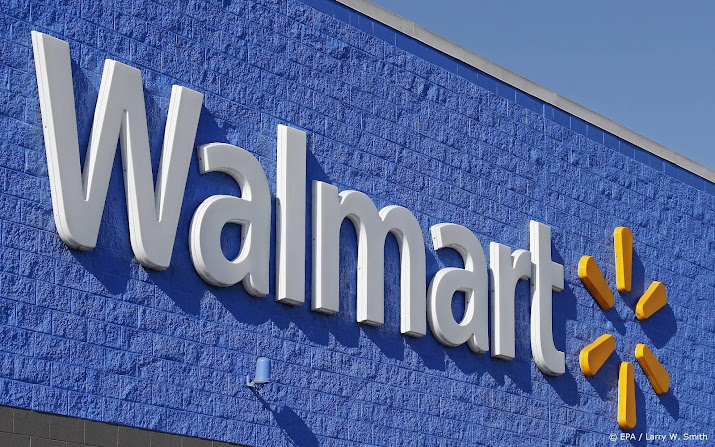 Walmart wants 40,000 more employees for the holiday season
