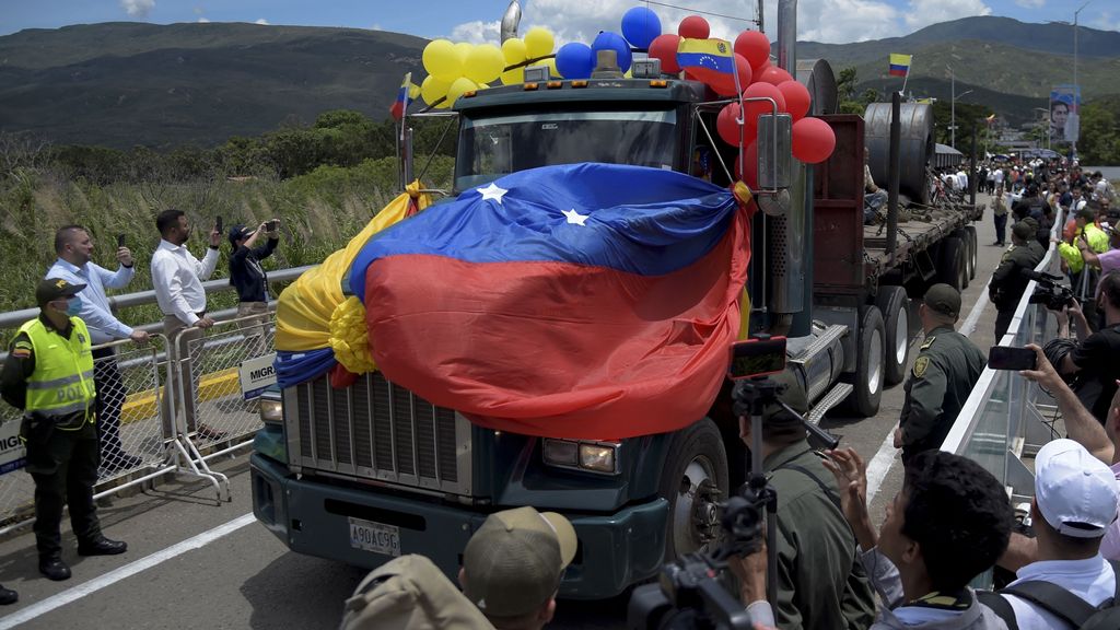 The border between Venezuela and Colombia is now open for trade again