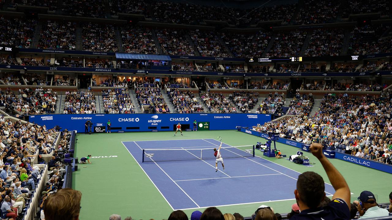 Of course Arthur Ashe Stadium was sold out for the final.