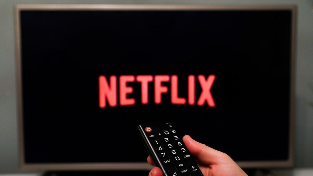 Netflix to introduce live streaming with ads in November