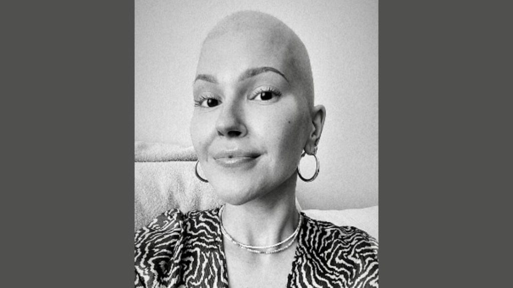 Jorieke suddenly gets a permanent contract between chemotherapy: 'Very grateful'