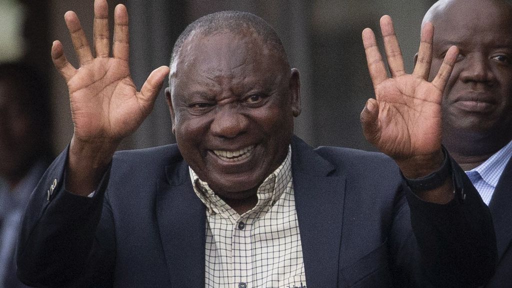South African President receives support from his party in corruption case