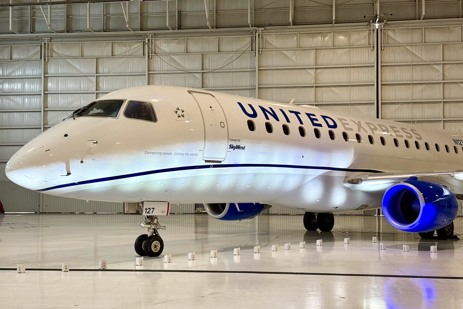 Exclusively: United closes Wi-Fi on regional aircraft