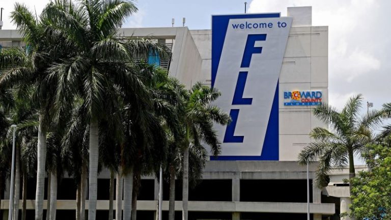 A man was convicted of fraud because of the demonstration as a flying disease to fly for free