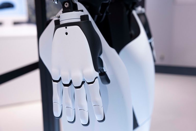 The Vice President of Tesla’s Optimus Robot leaves the company